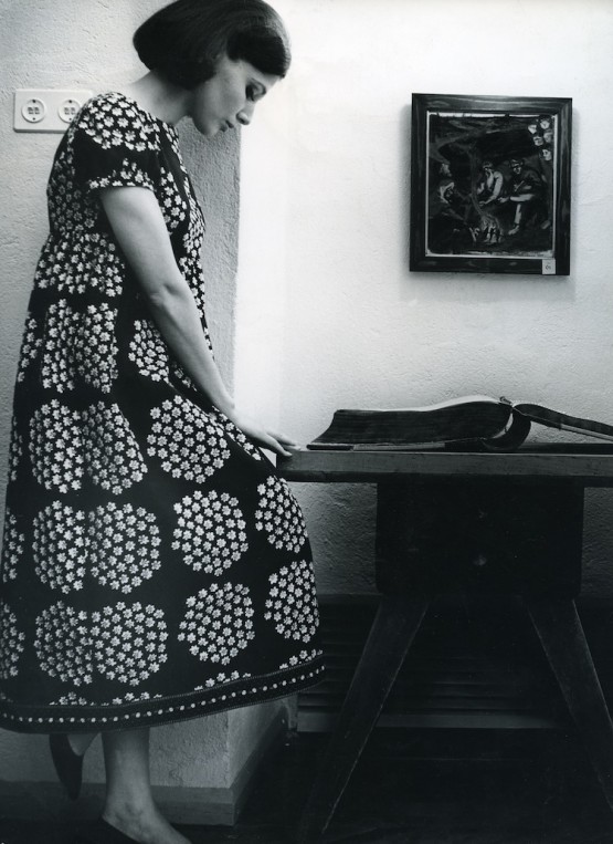 ドレス≪カトリッリ≫ ファブリック≪プケッティ≫(ブーケ)、服飾・図案デザイン:アンニカ・リマラ、1964年 Design Museum Archive